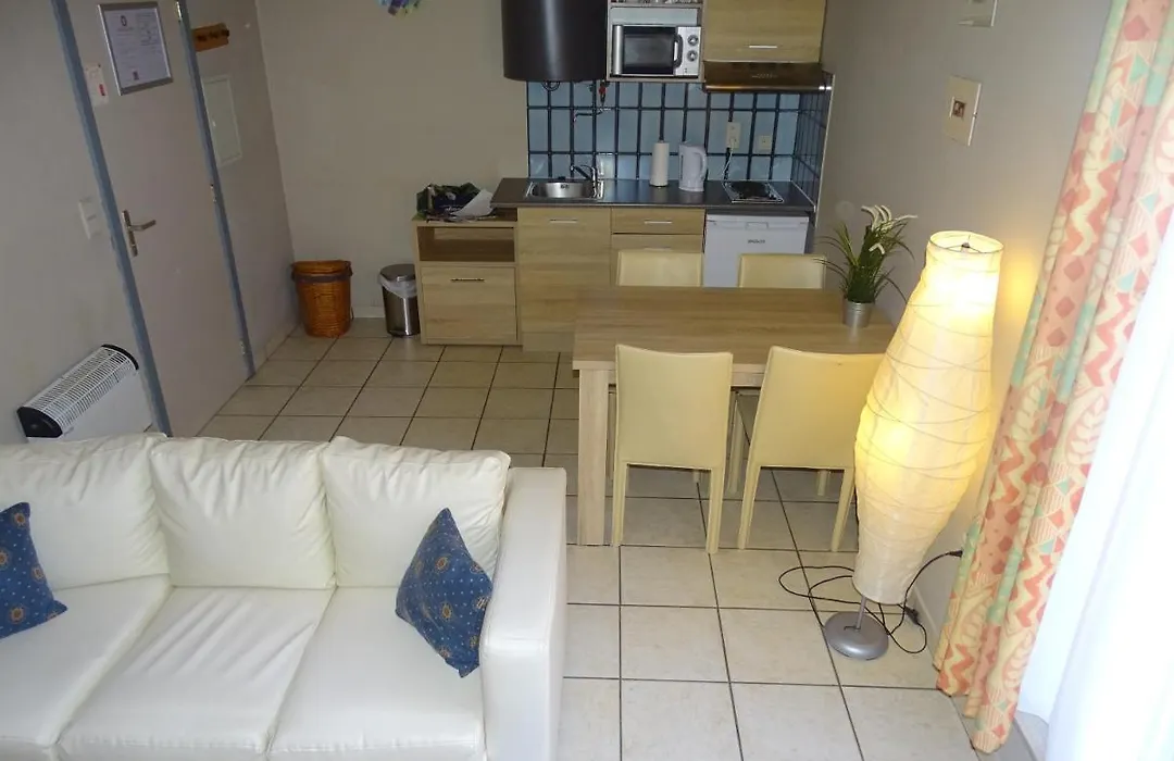 Condo Gardens Leuven - Budget Studio Twin-1